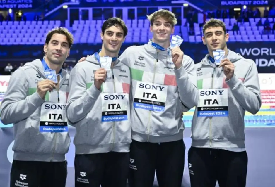 ZAZZERI ARGENTO MONDIALE CON LA STAFFETTA 4X100 SL