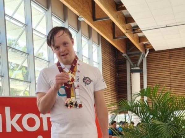 AXEL BELIG CAMPIONE DI FRANCIA PARASWIMMING E PASS MONDIALE