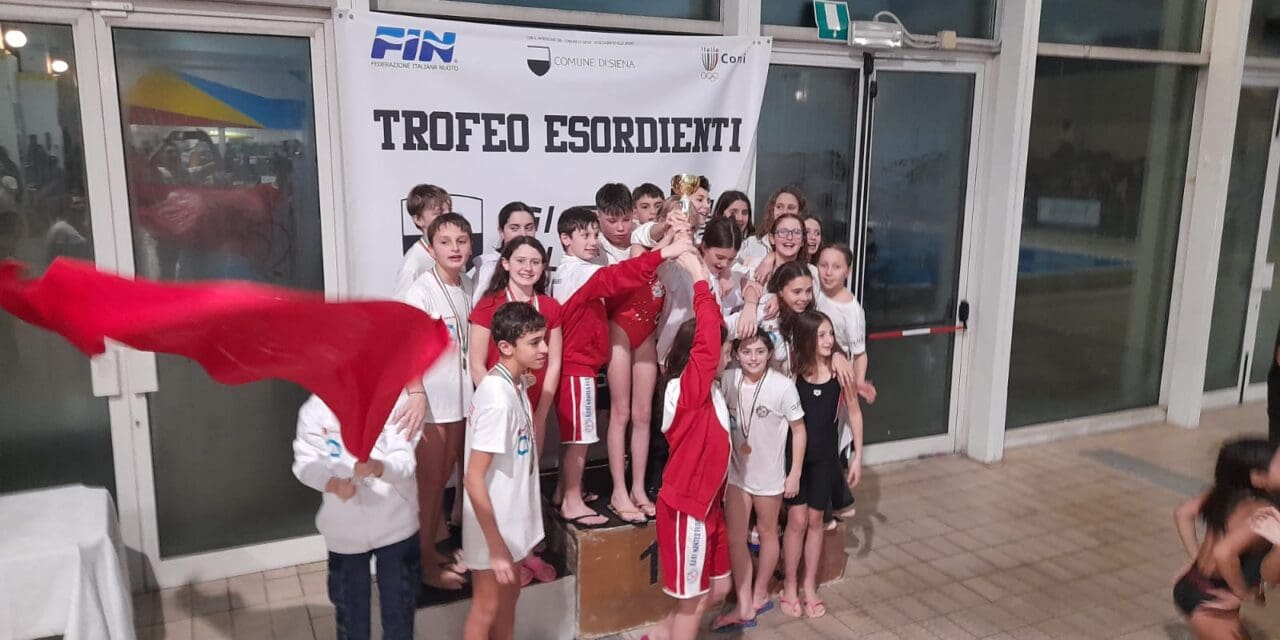 NUOTO, ESORDIENTI: LA FLORENTIA SI PIAZZA AL SECONDO POSTO AL TROFEO DI SIENA