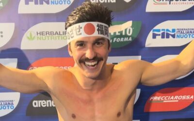 IL DOTTOR MATTEO RESTIVO ANNUNCIA IL RITIRO DALLE GARE UFFICIALI: A RICCIONE L’OMAGGIO A UN FIORE ALL’OCCHIELLO DELLA RARI NANTES FLORENTIA