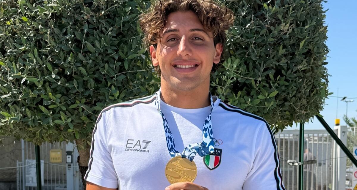 DAL BIANCOROSSO DELLA FLORENTIA ALL’ORO AZZURRO: IL FIORENTINO CARNESECCHI SUL TETTO DEL MEDITERRANEO