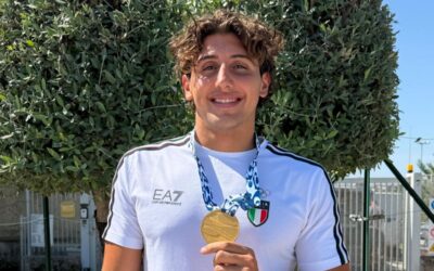 DAL BIANCOROSSO DELLA FLORENTIA ALL’ORO AZZURRO: IL FIORENTINO CARNESECCHI SUL TETTO DEL MEDITERRANEO